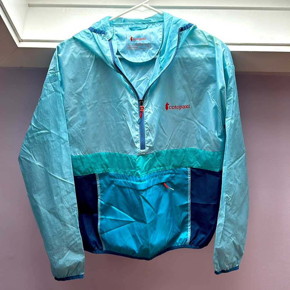 Cotopaxi lightweight/packable rain jacket